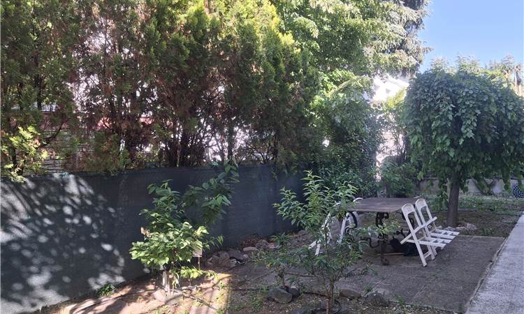 Photo 0