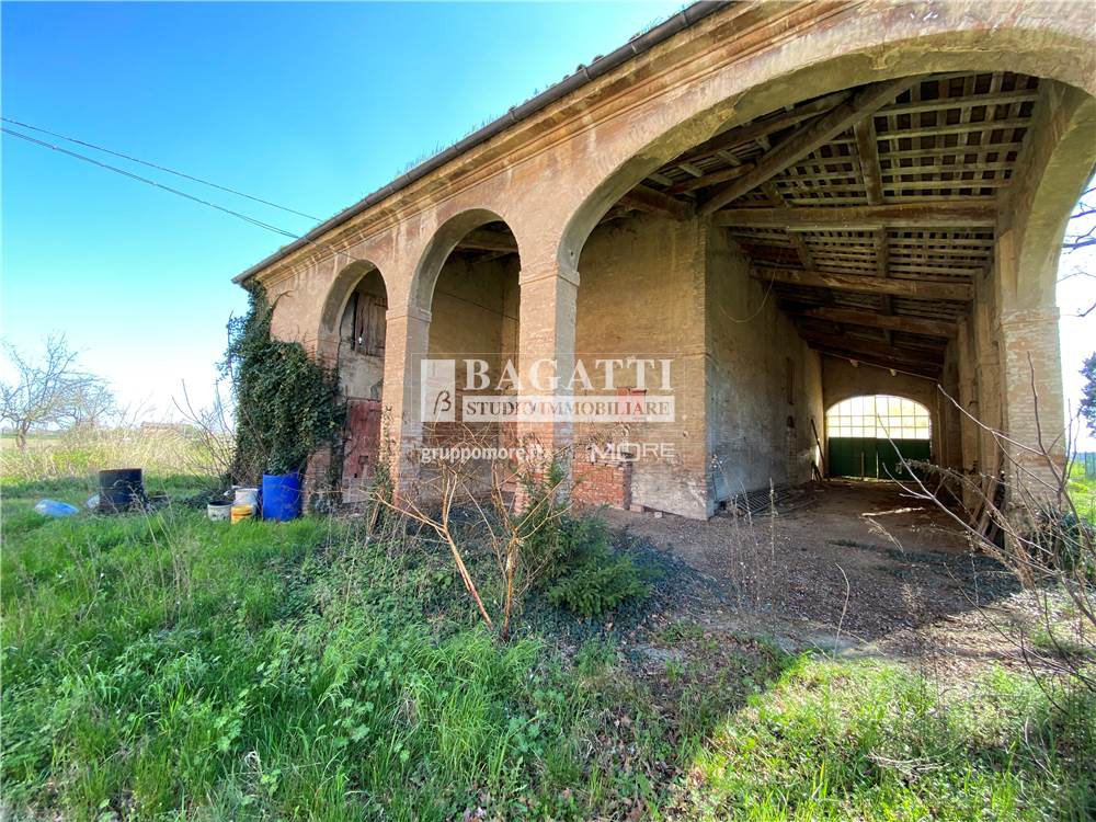 ED 2 - PORTICO STALLA